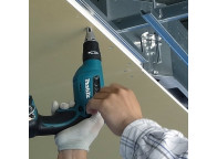 Atornillador inalámbrico pladur. bateria 18V. Makita. Peso 1,7Kg