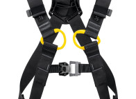 Arnés de seguridad anticaídas Newton de Petzl. Vida útil 10 años.