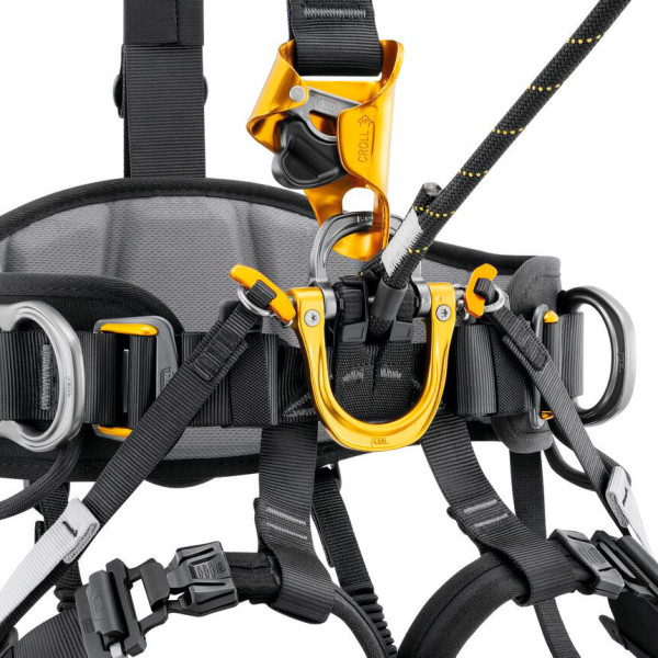 Arnés ASTRO Bod Croll Fast de Petzl para trabajos verticales