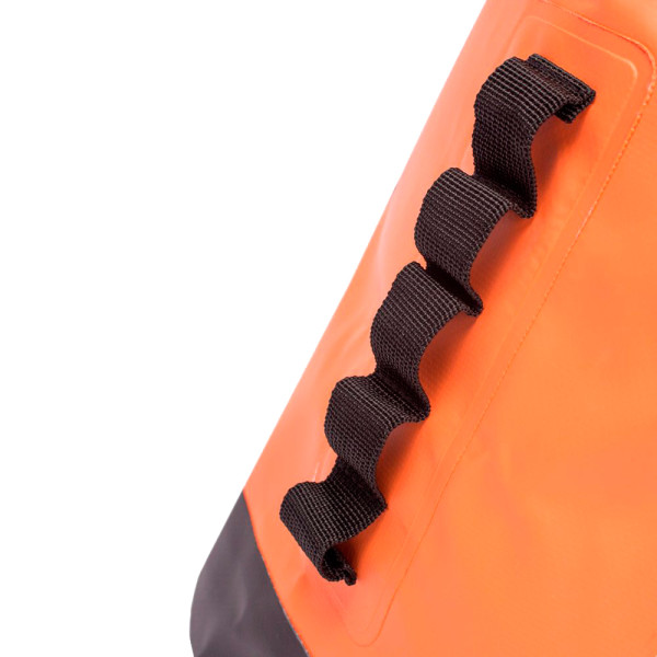 Mochila 30L KARI para equipamiento alturas. Estanca y resistente.